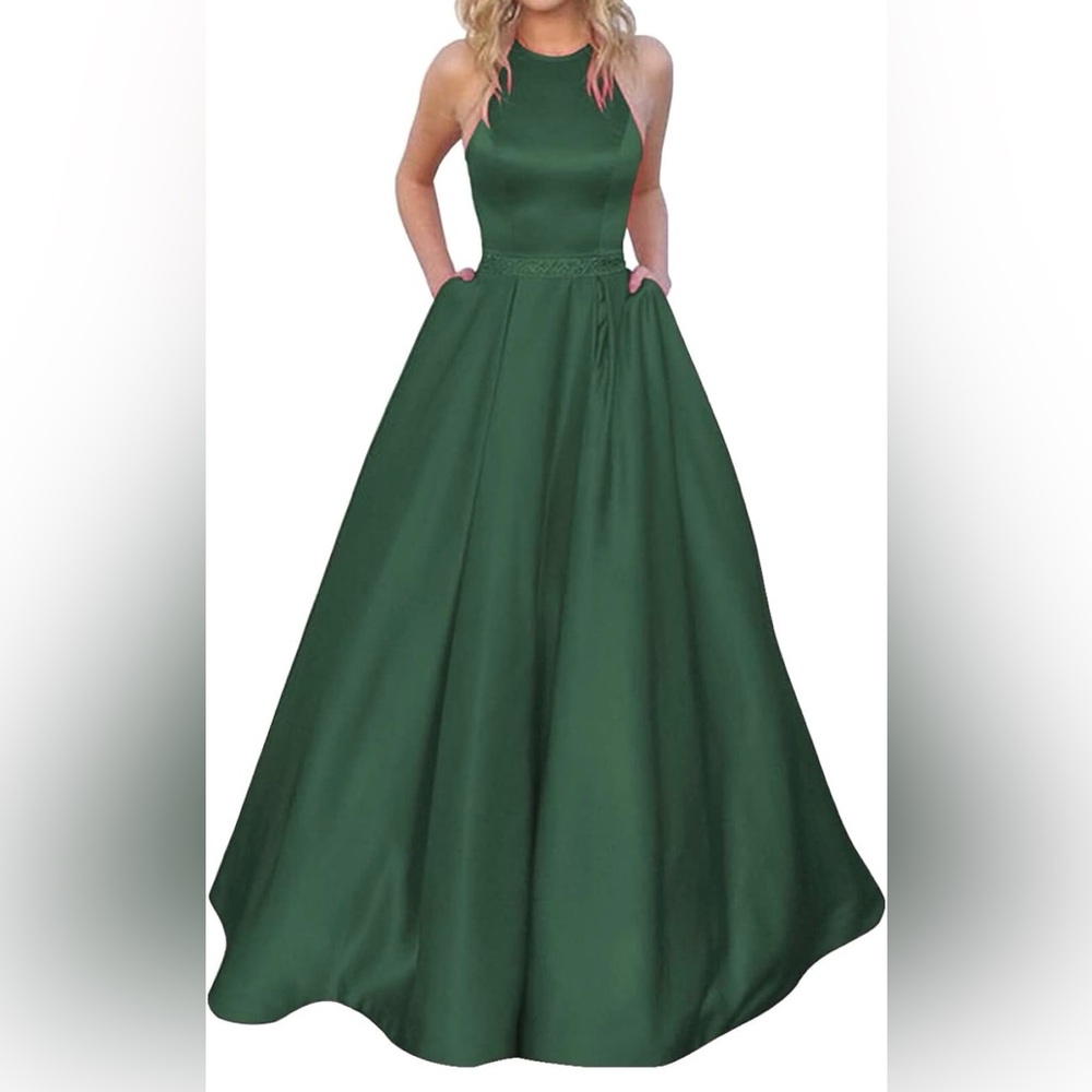Halter A-line Satin Green Prom Formal Gown. Never worn-Drawstring closure-18W